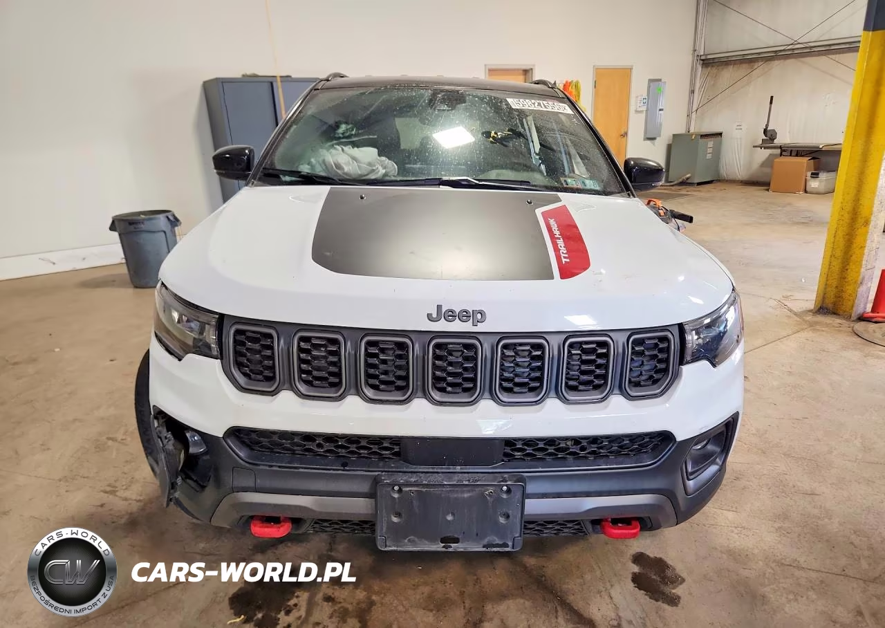 2025 Jeep Compass Trailhawk VIN:3C4NJDDNXST524620 - 5