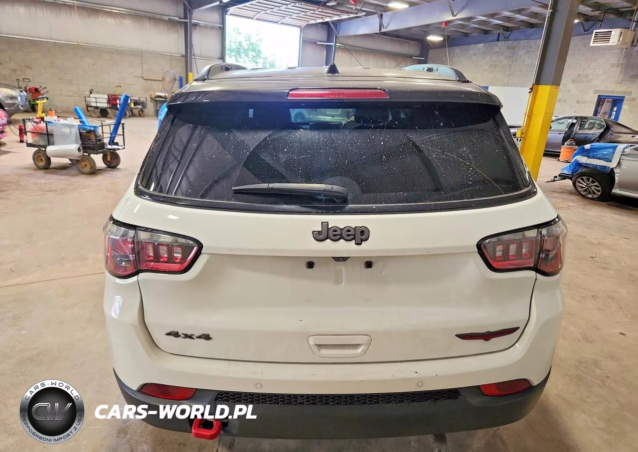 2025 Jeep Compass Trailhawk VIN:3C4NJDDNXST524620 - 6