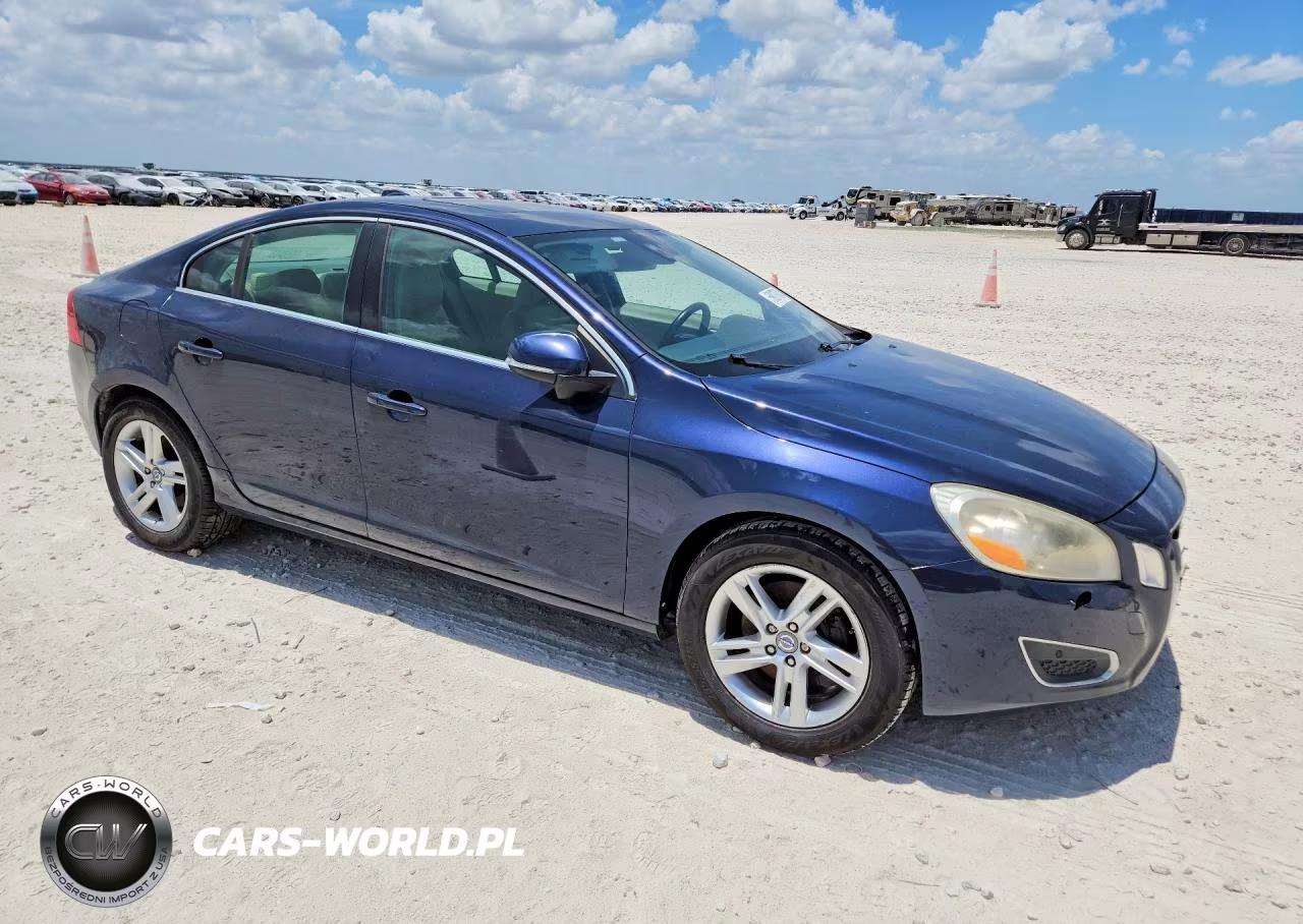 2012 Volvo S60 T5 VIN:YV1622FSXC2038685 - 4