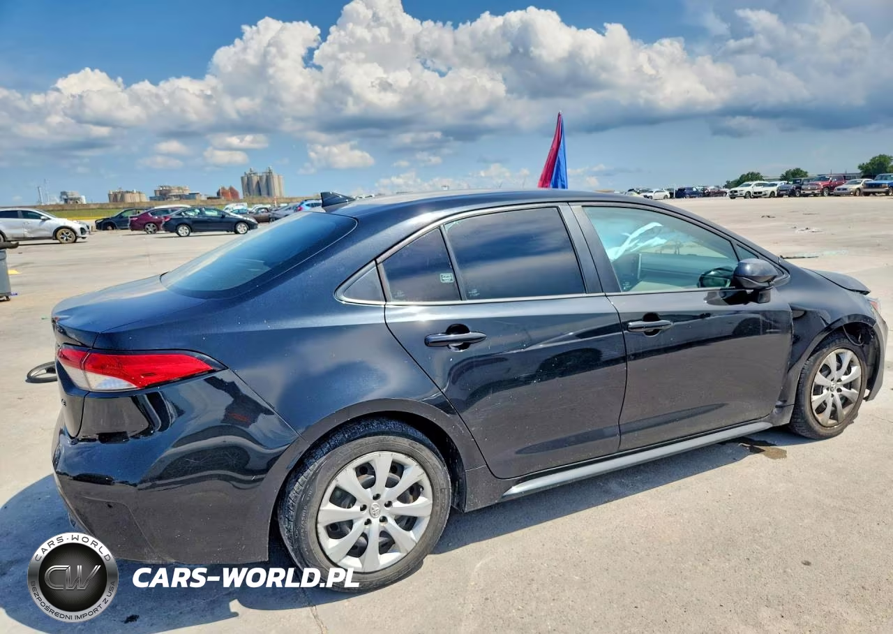2021 Toyota Corolla Le VIN:5YFEPMAE4MP226637 - 3