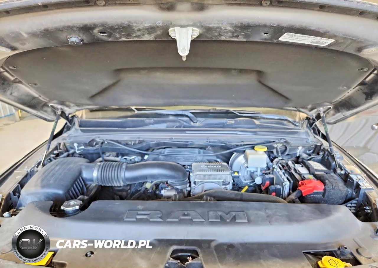 2021 Ram 1500 Laramie VIN:1C6SRFJT1MN806424 - 11