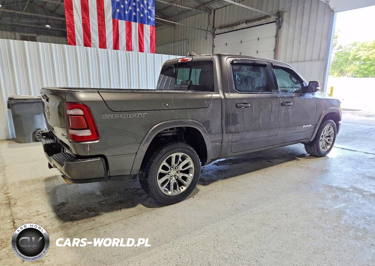 2021 Ram 1500 Laramie VIN:1C6SRFJT1MN806424 - 3