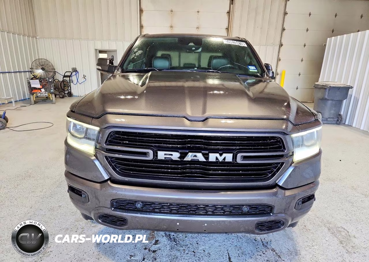 2021 Ram 1500 Laramie VIN:1C6SRFJT1MN806424 - 5