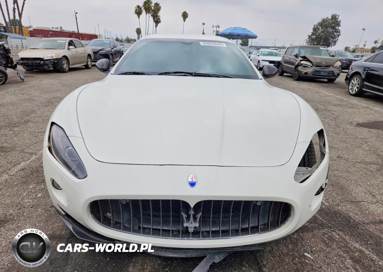 2010 Maserati Granturismo S VIN:ZAM45KLA1A0052821 - 5