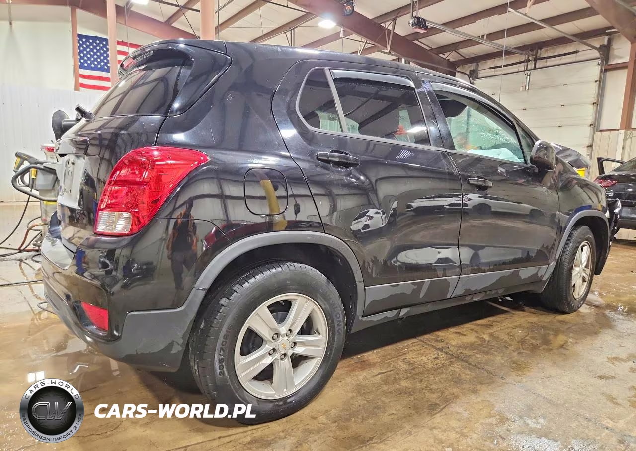 2020 Chevrolet Trax Ls VIN:KL7CJKSB9LB038479 - 3