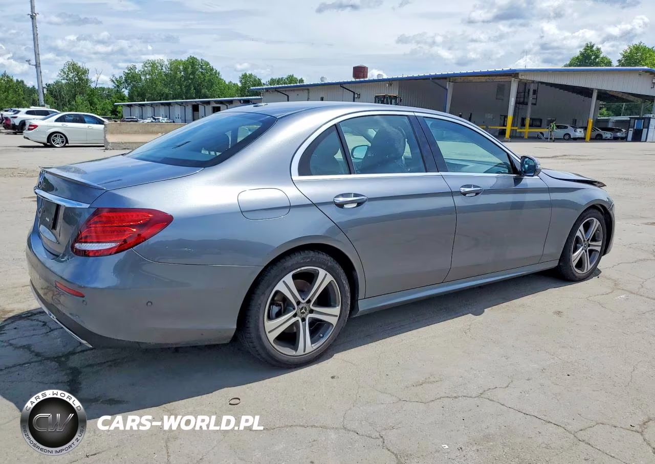 2018 Mercedes-Benz E 300 VIN:WDDZF4JB5JA364459 - 3