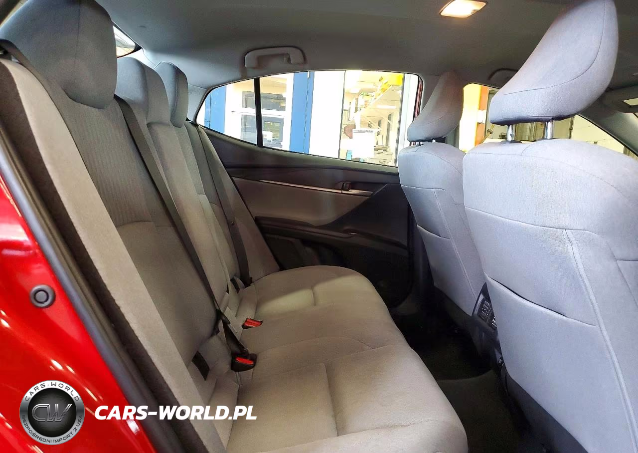 2025 Toyota Camry Le VIN:4T1DAACK1SU120494 - 10