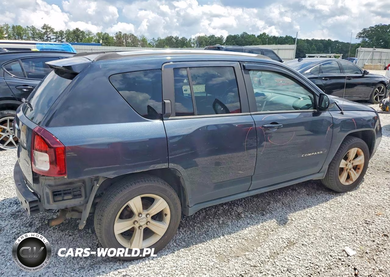 2014 Jeep Compass Latitude VIN:1C4NJDEB3ED689343 - 3