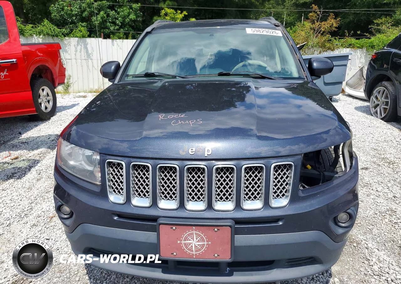 2014 Jeep Compass Latitude VIN:1C4NJDEB3ED689343 - 5