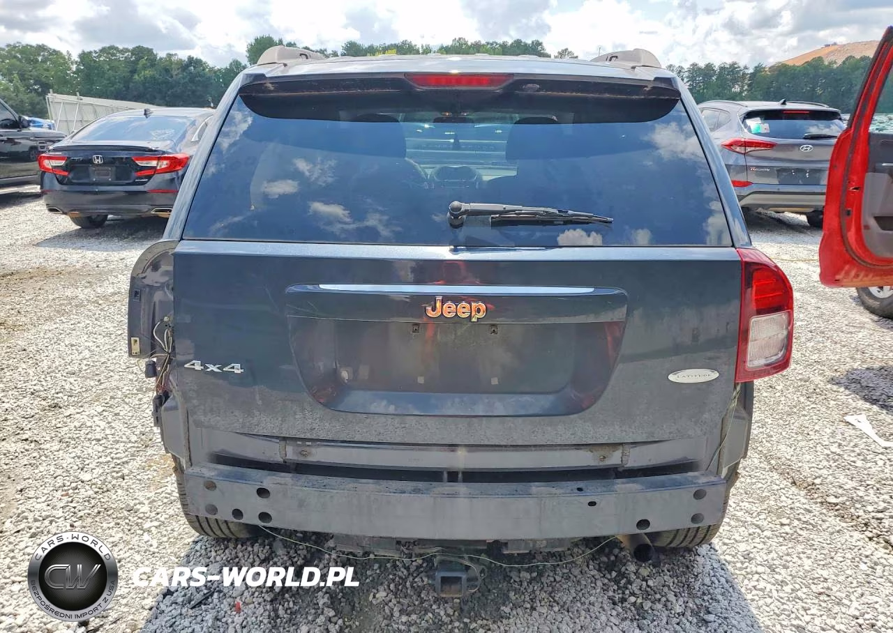 2014 Jeep Compass Latitude VIN:1C4NJDEB3ED689343 - 6