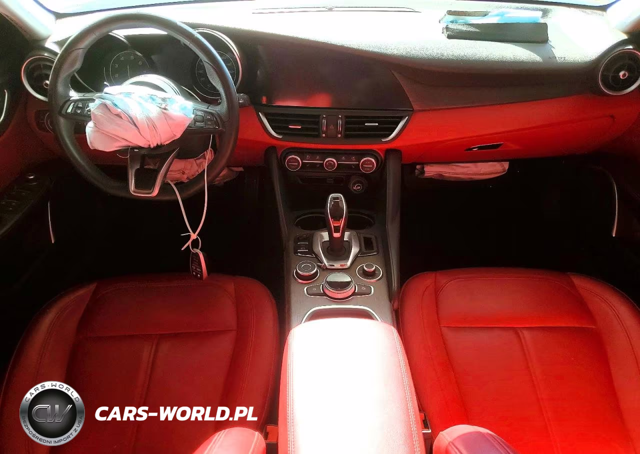 2021 Alfa Romeo Giulia Ti VIN:ZARFAMBN5M7647584 - 8