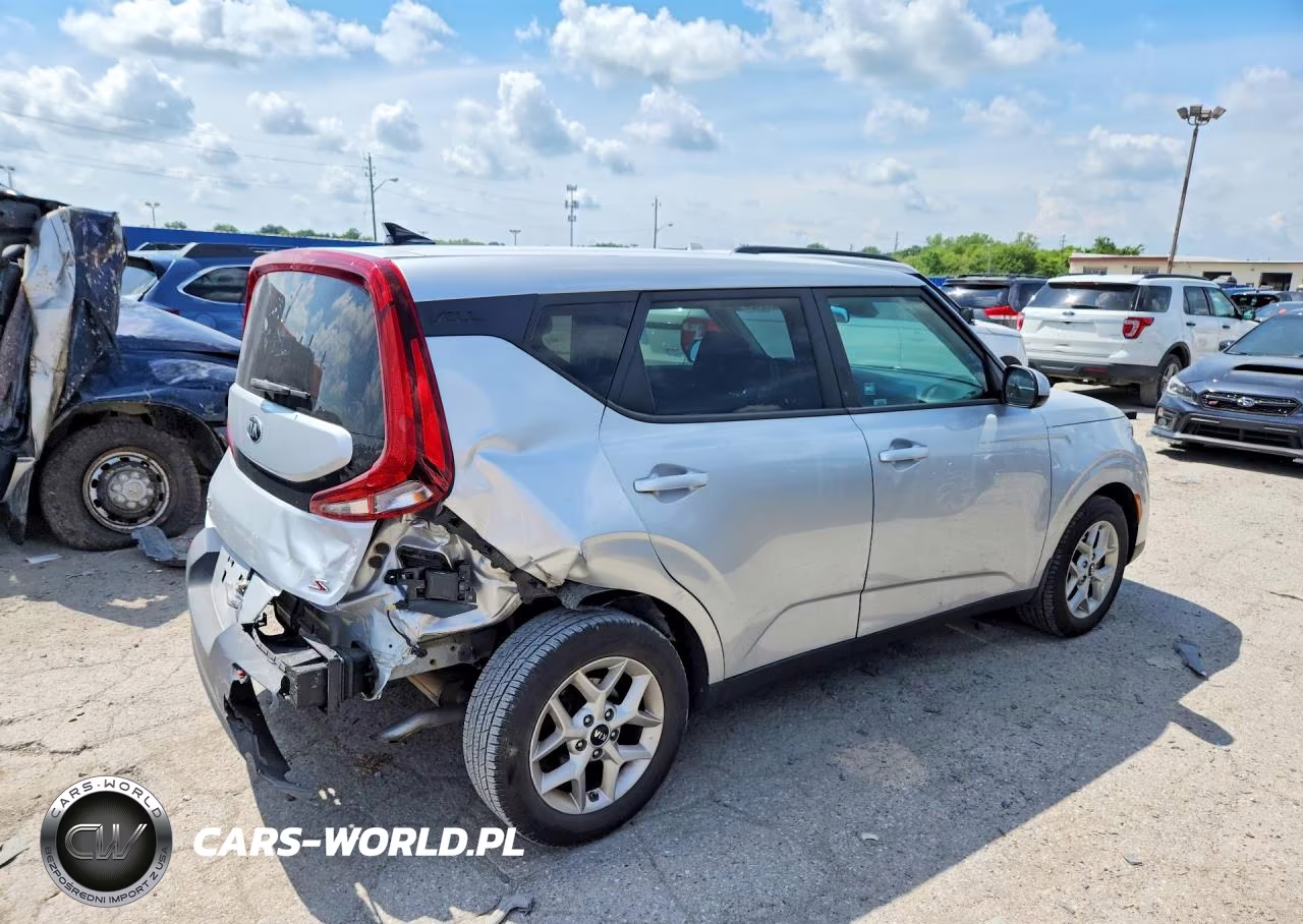2020 Kia Soul S VIN:KNDJ23AU6L7717029 - 3