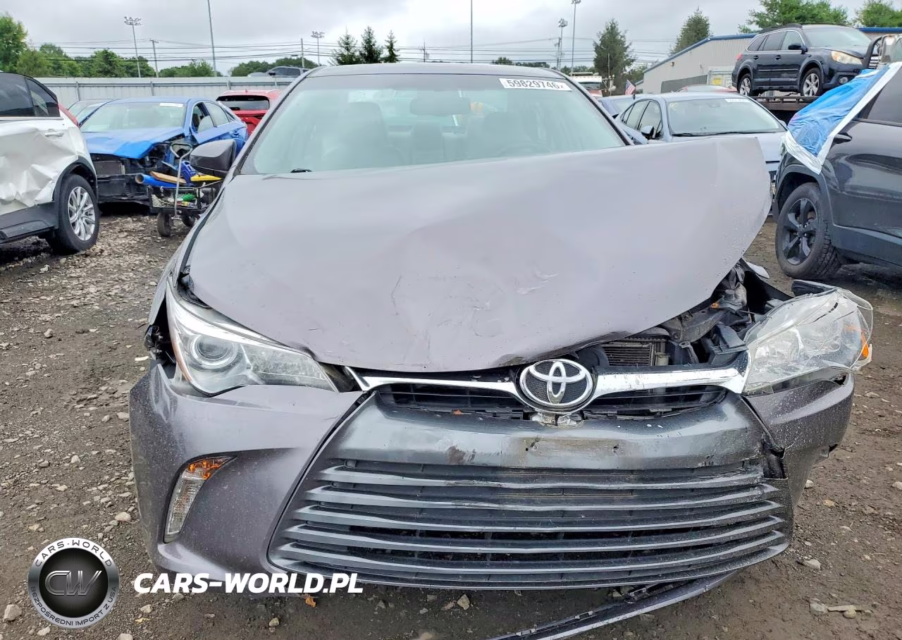 2015 Toyota Camry Xle VIN:4T4BF1FKXFR495901 - 5