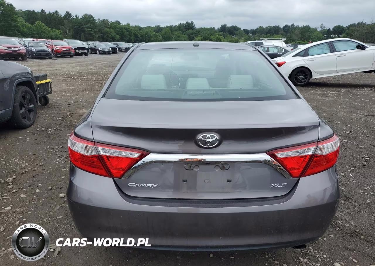 2015 Toyota Camry Xle VIN:4T4BF1FKXFR495901 - 6
