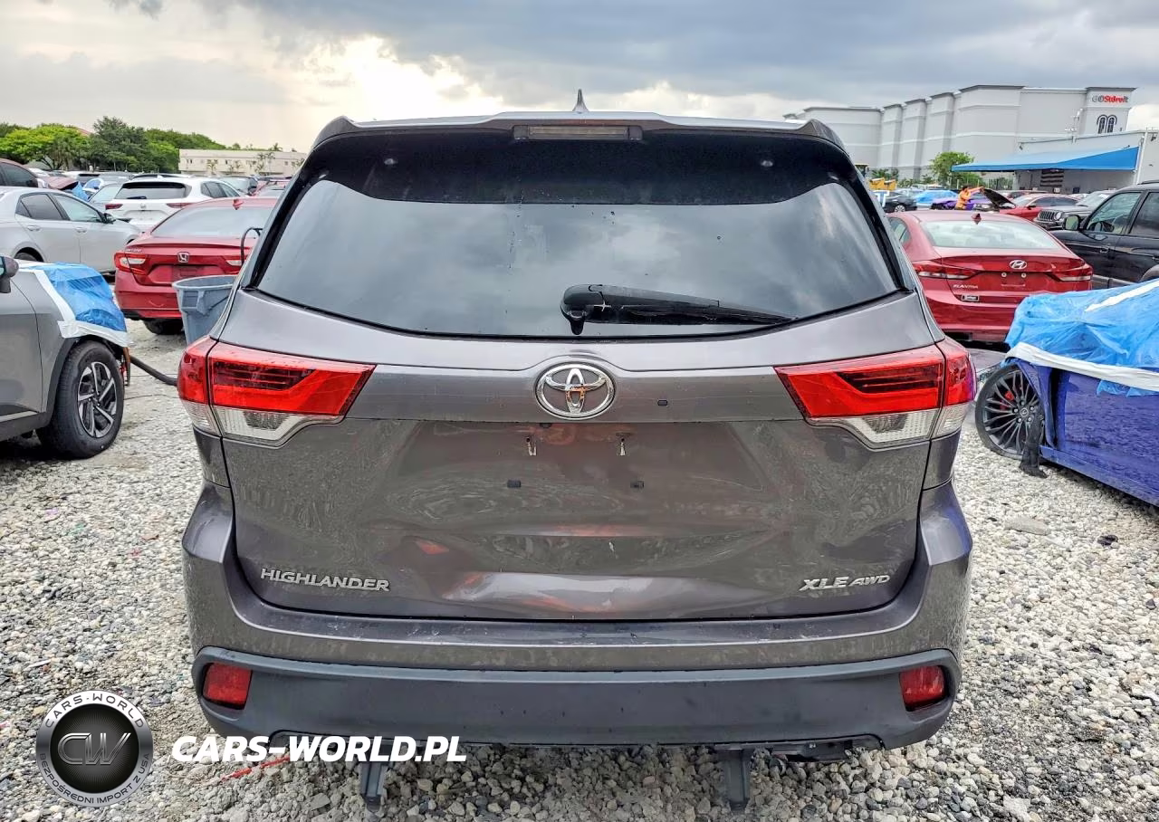2019 Toyota Highlander Xle VIN:5TDJZRFH5KS617129 - 6