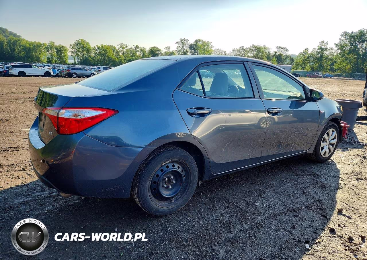 2015 Toyota Corolla Le VIN:2T1BURHE8FC319551 - 3