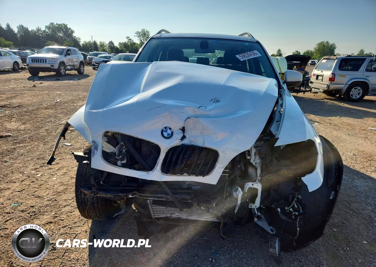2013 BMW X5 xDrive35I VIN:5UXZV4C52D0B00700 - 5