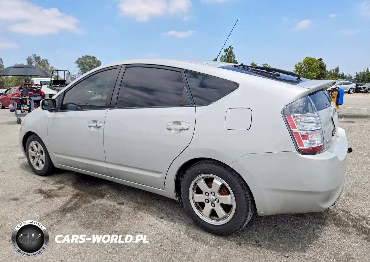 2004 Toyota Prius Base VIN:JTDKB20U040041686 - 2