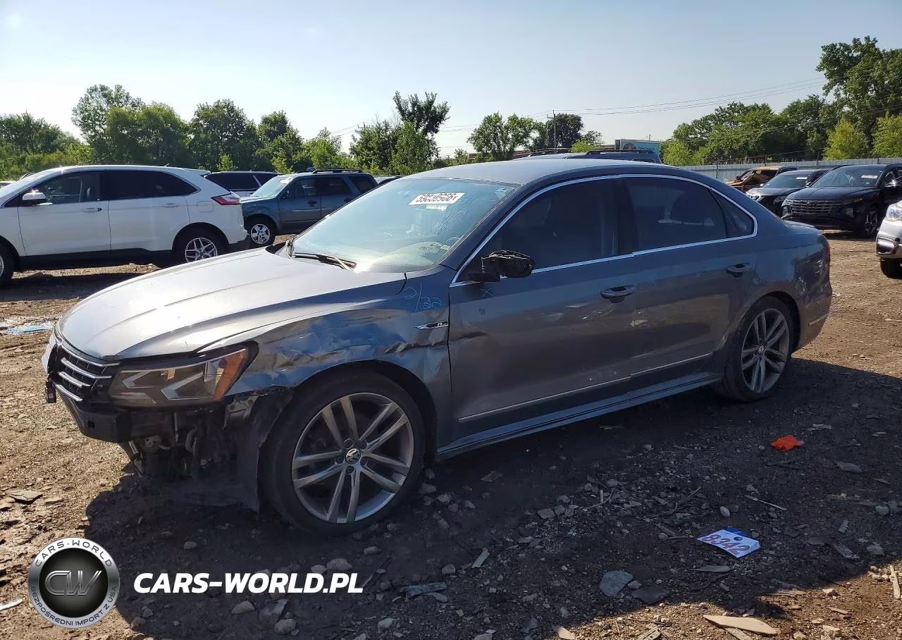 2017 Volkswagen Passat R-Line