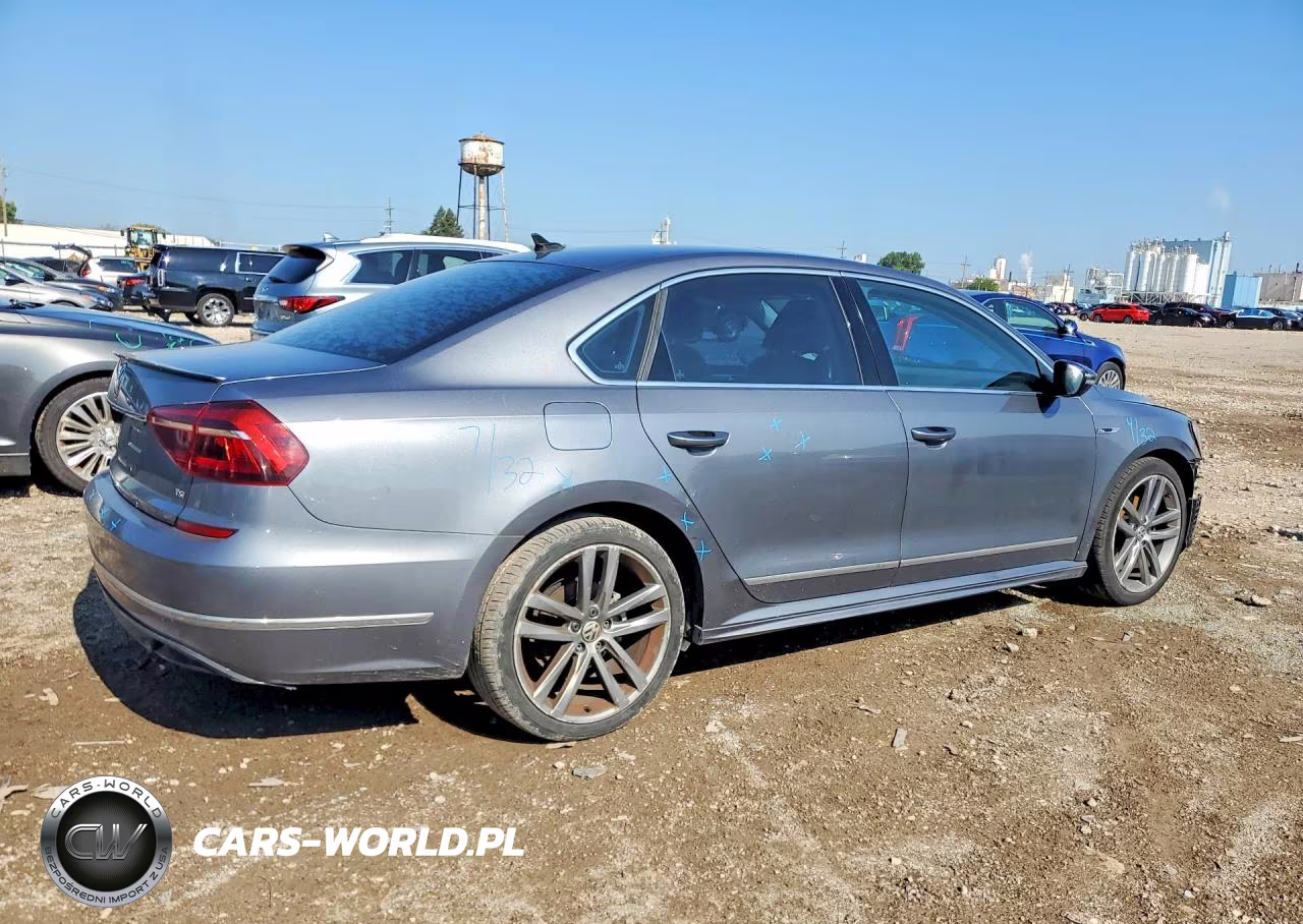 2017 Volkswagen Passat R-Line VIN:1VWDT7A31HC079650 - 3