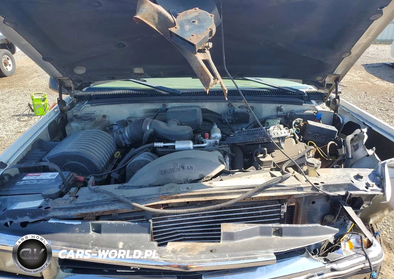 1998 Chevrolet Suburban K1500 VIN:1GNFK16R2WJ341295 - 12