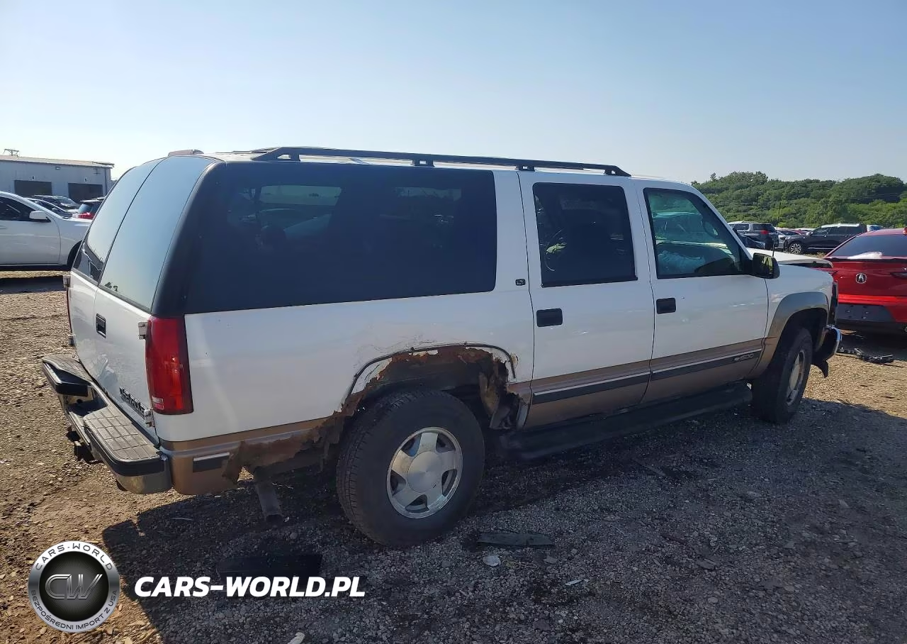 1998 Chevrolet Suburban K1500 VIN:1GNFK16R2WJ341295 - 3