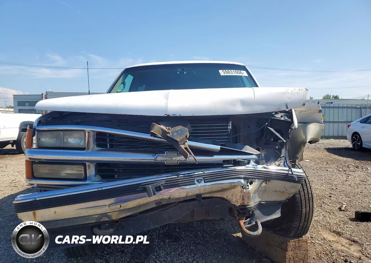 1998 Chevrolet Suburban K1500 VIN:1GNFK16R2WJ341295 - 5