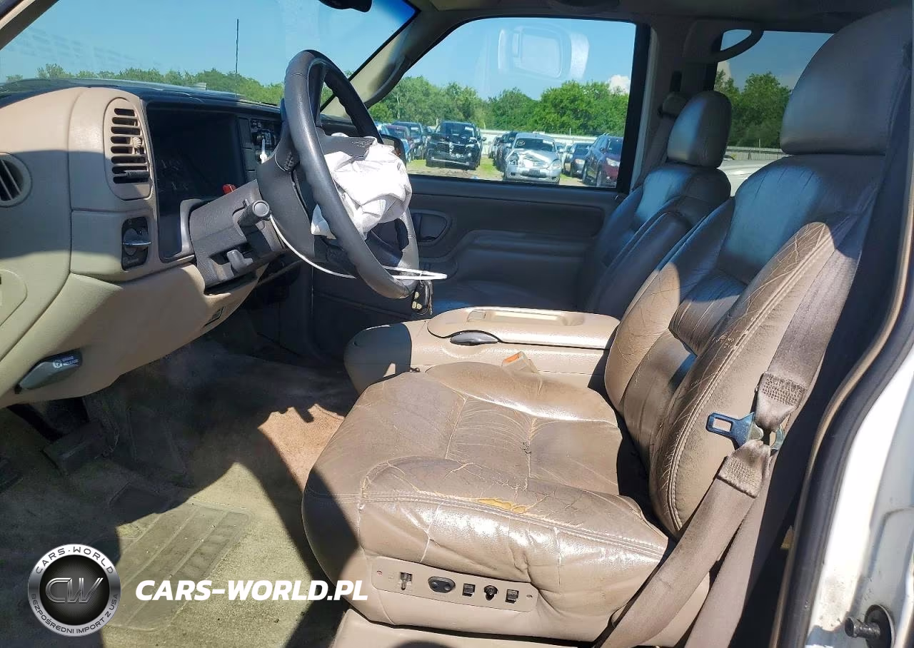 1998 Chevrolet Suburban K1500 VIN:1GNFK16R2WJ341295 - 7