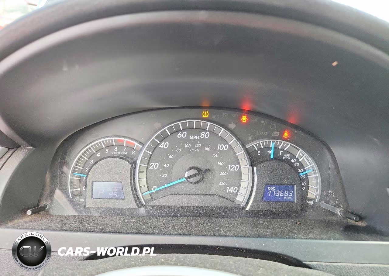 2014 Toyota Camry Se VIN:4T1BF1FK0EU459353 - 9