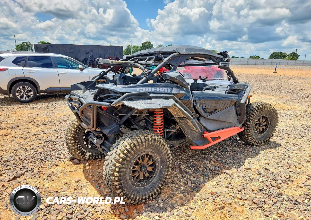 2020 Can-Am Maverick X3 Utility Vehicle VIN:3JBVGAW44LK000083 - 4