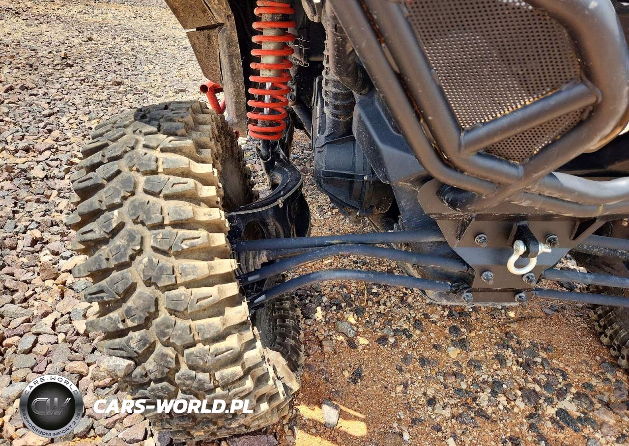 2020 Can-Am Maverick X3 Utility Vehicle VIN:3JBVGAW44LK000083 - 9