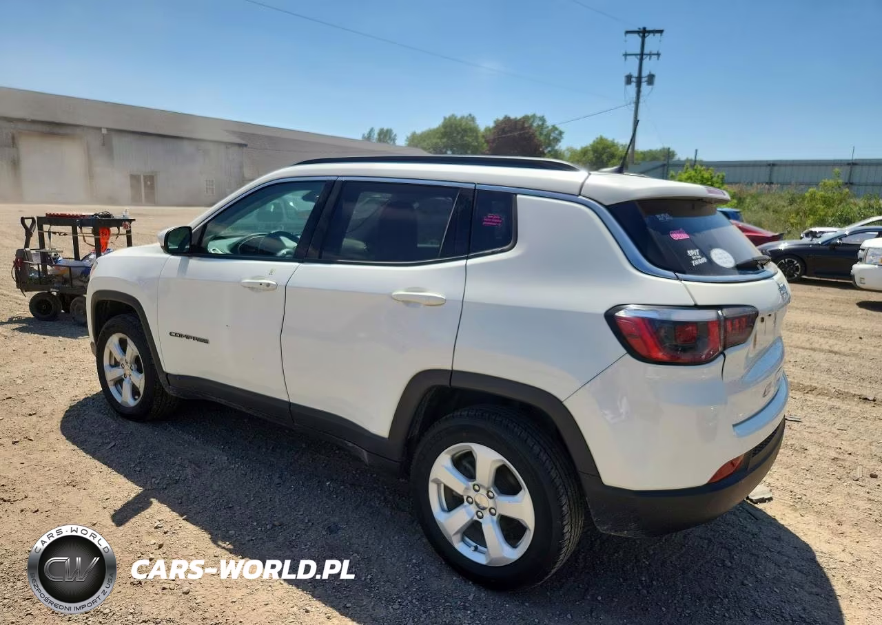 2018 Jeep Compass Latitude VIN:3C4NJDBB6JT373508 - 2
