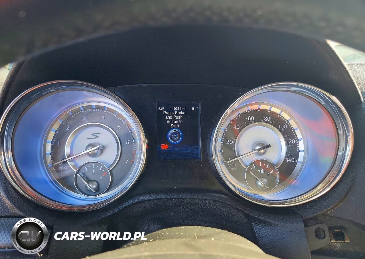 2014 Chrysler 300 S VIN:2C3CCAGG3EH257965 - 9