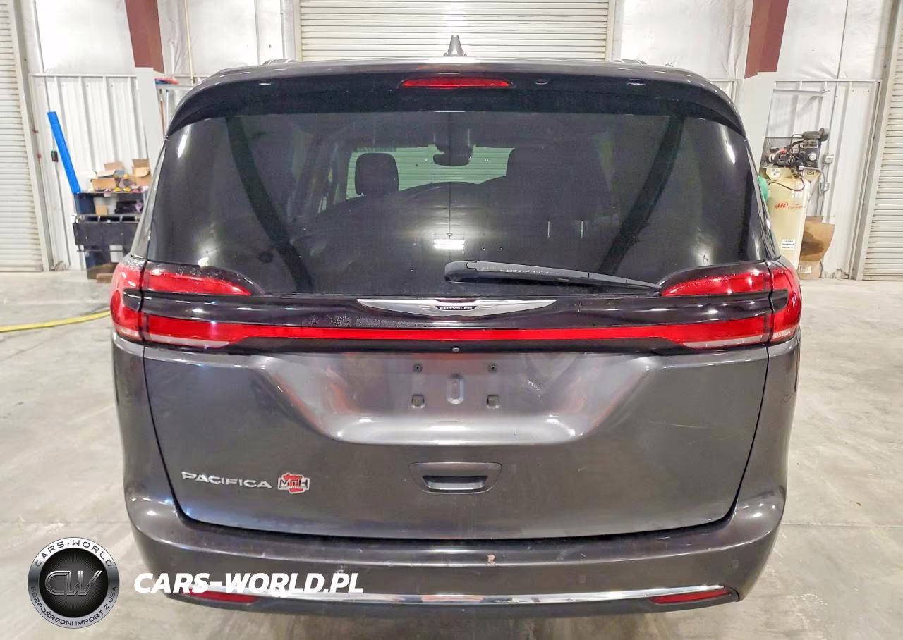 2021 Chrysler Pacifica Touring VIN:2C4RC1FG9MR526423 - 6