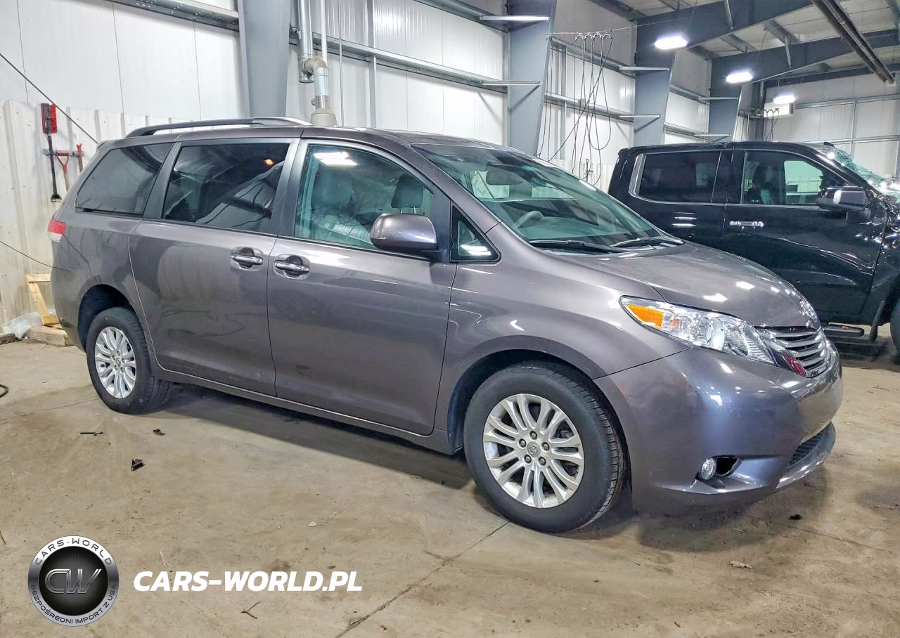 2012 Toyota Sienna Xle 7-Passenger Auto Access Se VIN:5TDYK3DC9CS227935 - 4