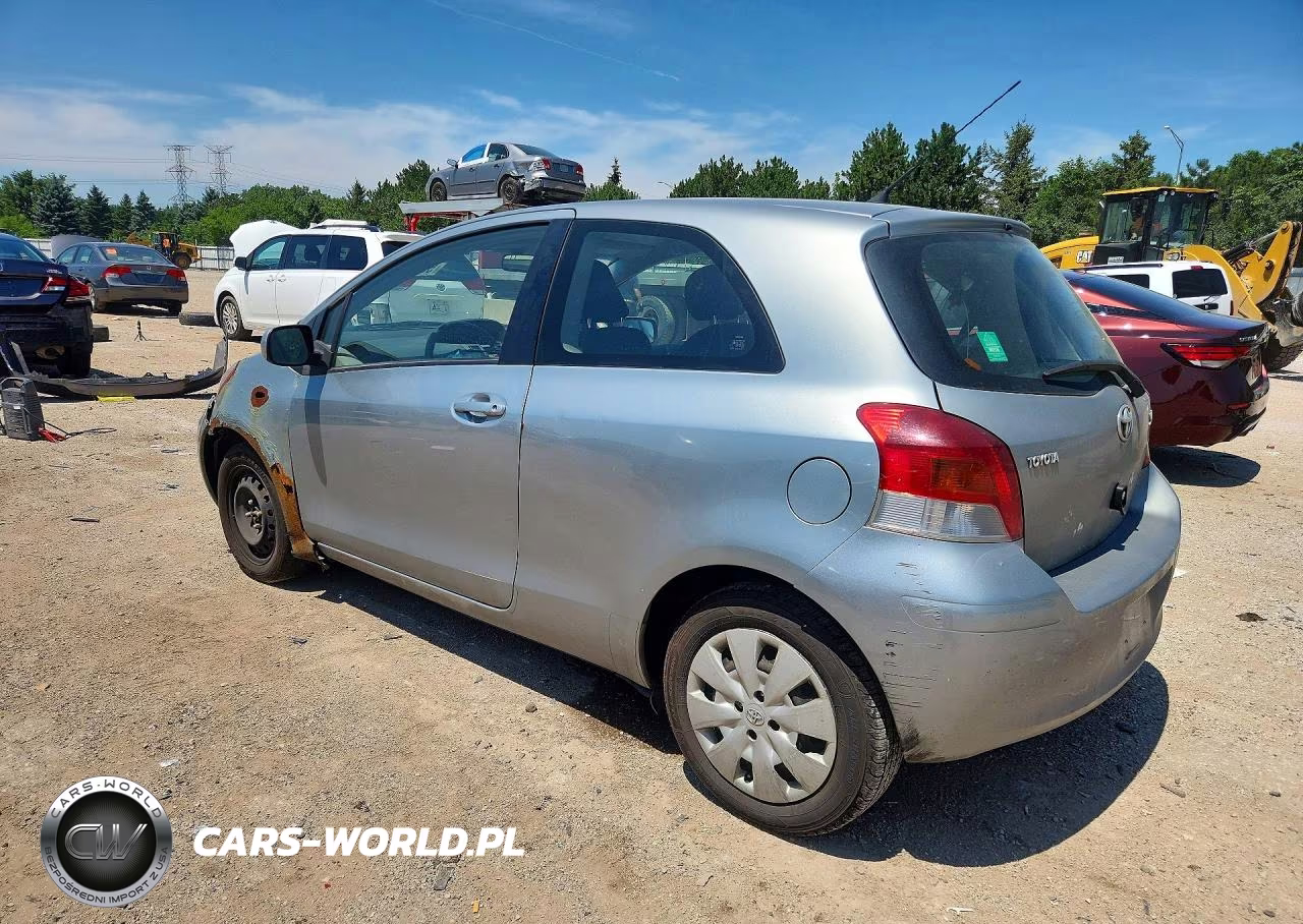 2011 Toyota Yaris Base VIN:JTDJT4K34B5333124 - 2