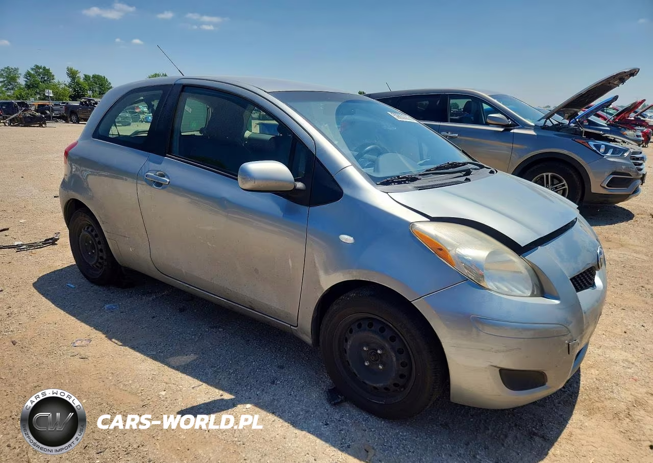2011 Toyota Yaris Base VIN:JTDJT4K34B5333124 - 4