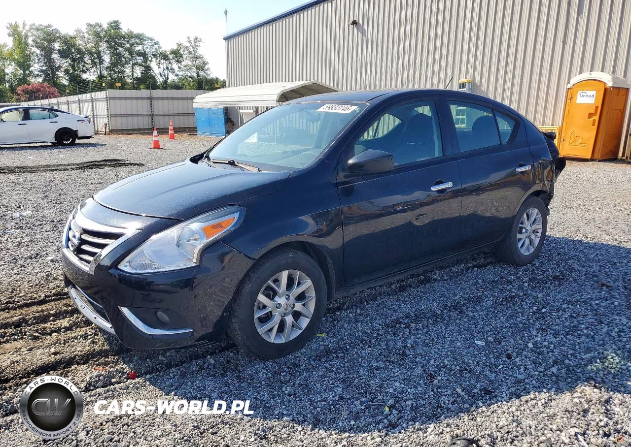 2018 Nissan Versa Sv – zdjęcie 1 z 12