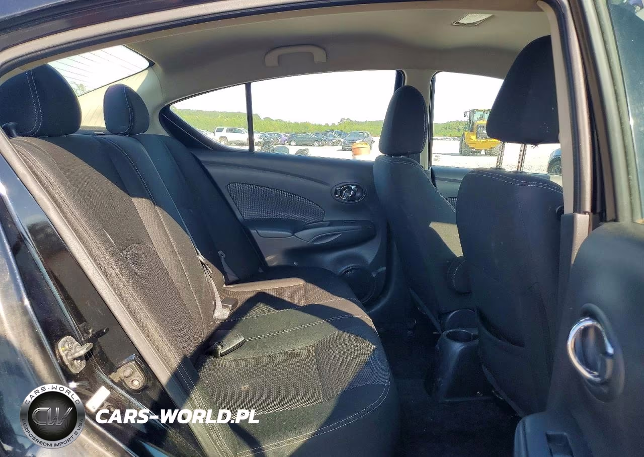 2018 Nissan Versa Sv VIN:3N1CN7AP5JL826739 - 10