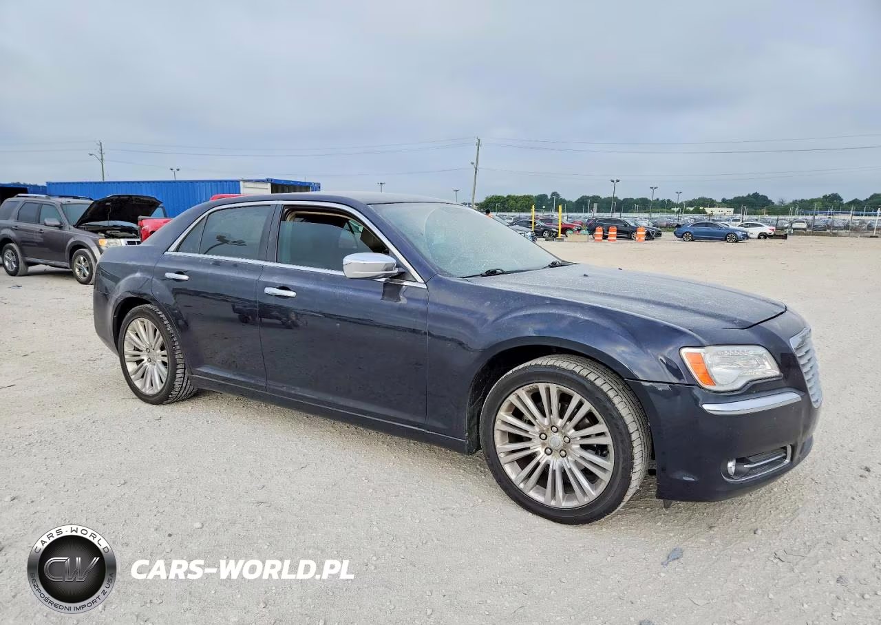2011 Chrysler 300 Limited VIN:2C3CA5CGXBH536022 - 4