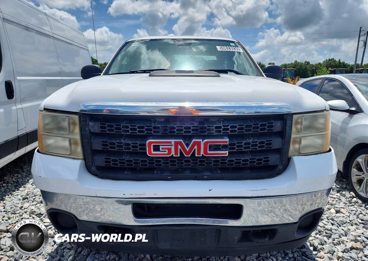 2011 GMC Sierra C2500 Heavy Duty VIN:1GT21ZCG4BZ136181 - 5