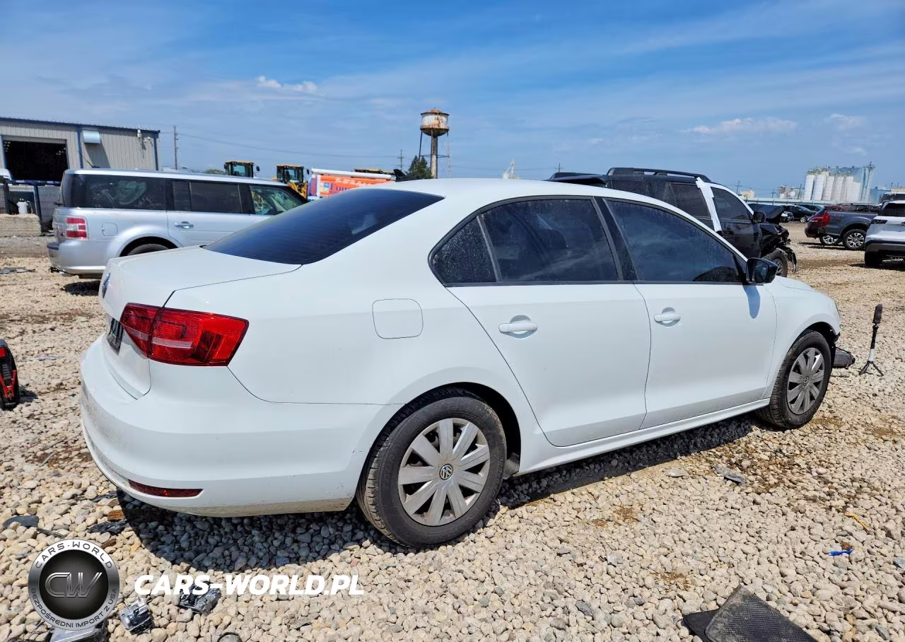 2015 Volkswagen Jetta Base VIN:3VW2K7AJ1FM348413 - 3