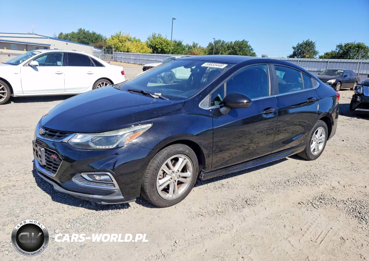 2017 Chevrolet Cruze Lt – zdjęcie 1 z 12