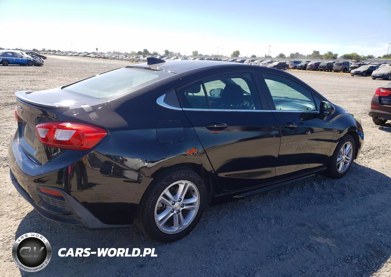2017 Chevrolet Cruze Lt VIN:1G1BE5SM6H7221394 - 3