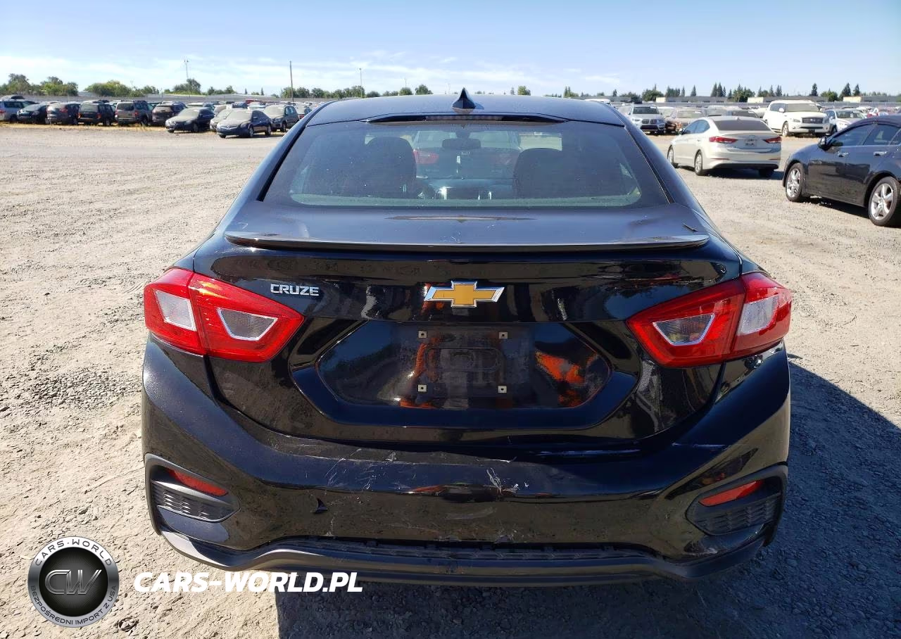 2017 Chevrolet Cruze Lt VIN:1G1BE5SM6H7221394 - 6