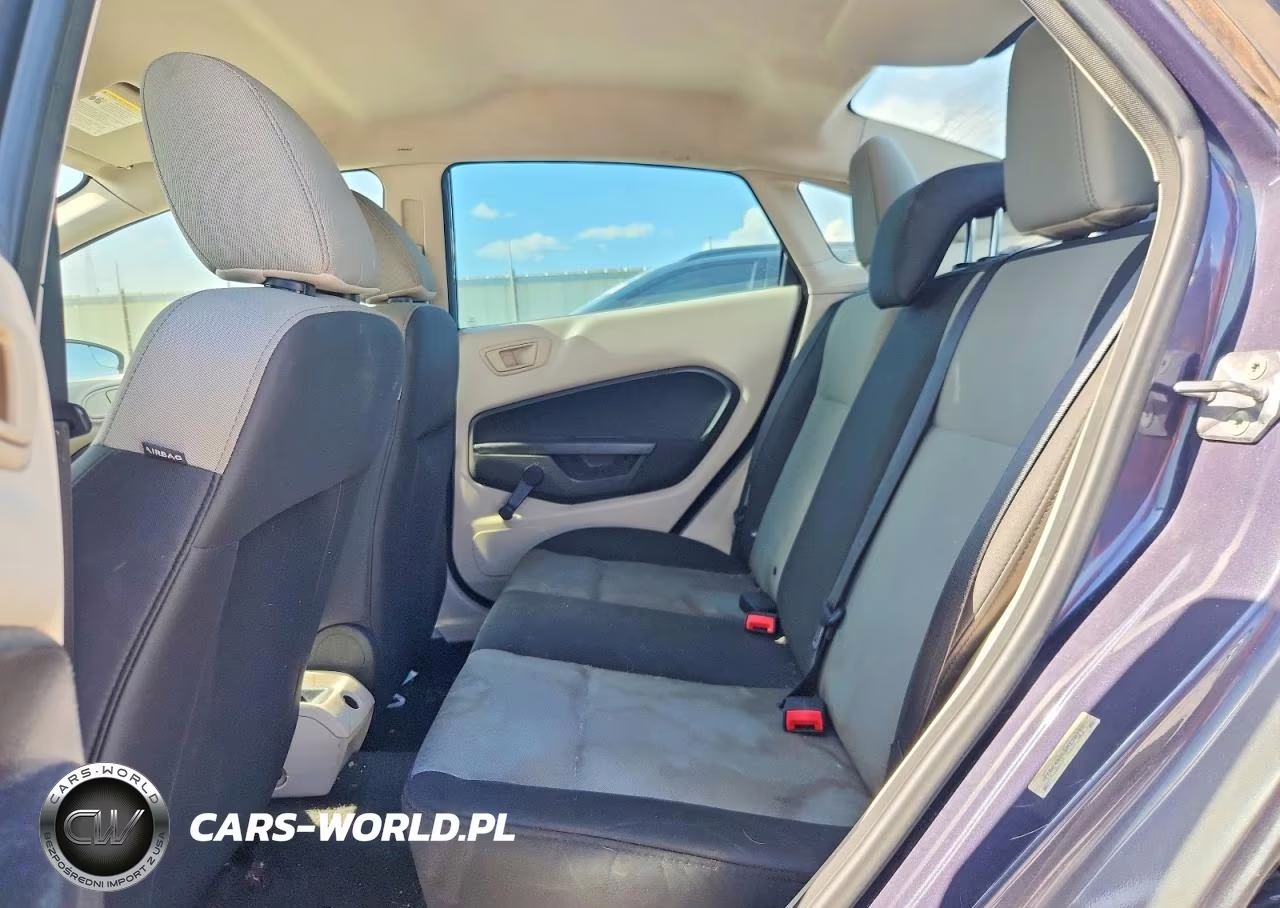 2013 Ford Fiesta S VIN:3FADP4AJ0DM118778 - 10