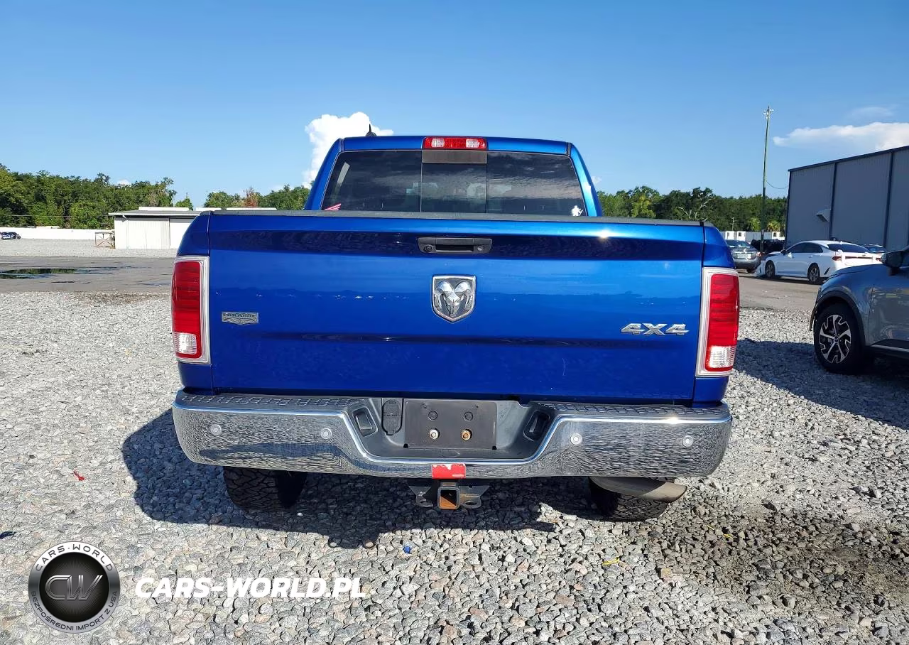 2017 Ram 1500 Laramie VIN:1C6RR7NG0HS597461 - 6