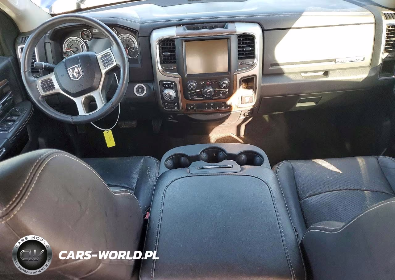 2017 Ram 1500 Laramie VIN:1C6RR7NG0HS597461 - 8