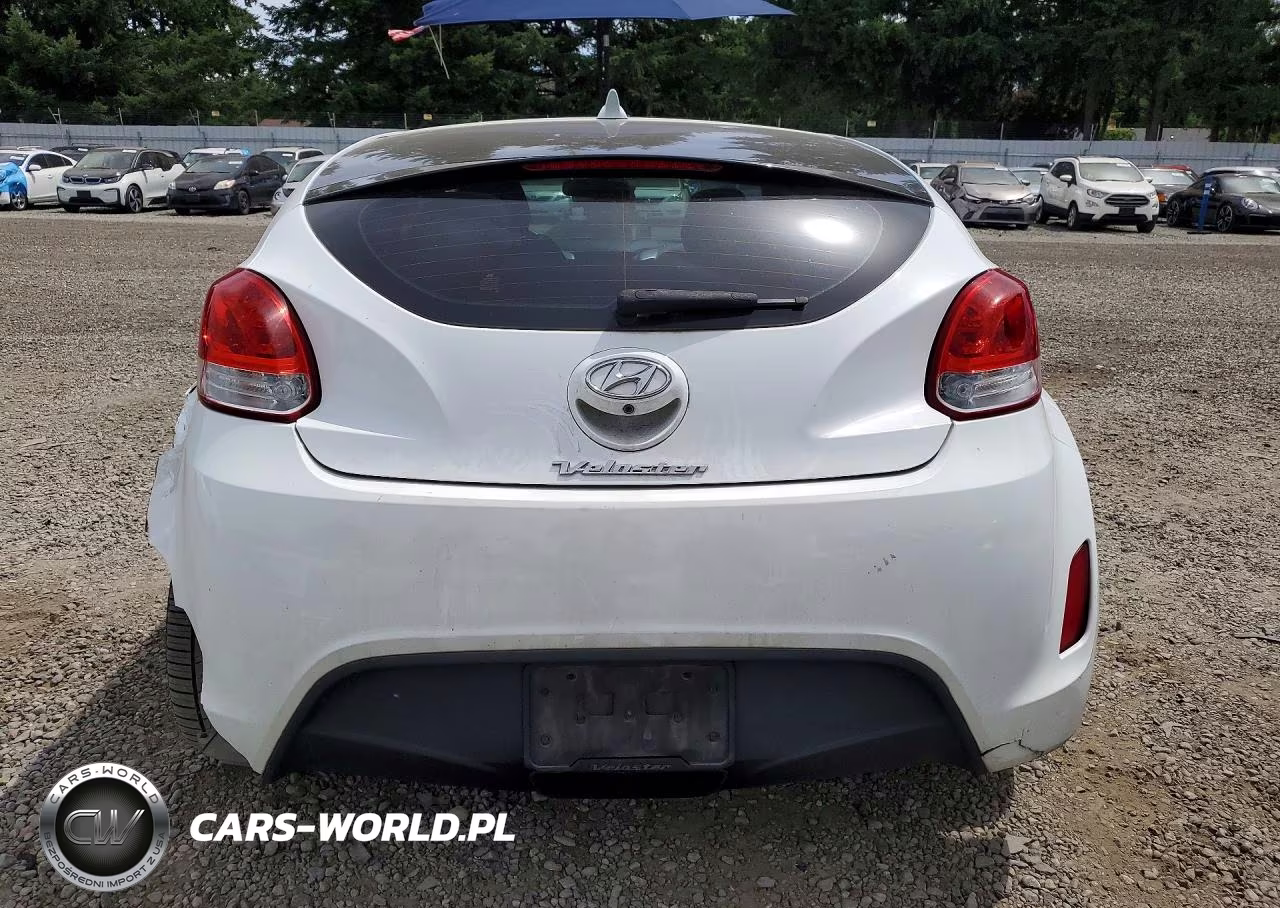 2015 Hyundai Veloster Base VIN:KMHTC6AD2FU236476 - 6