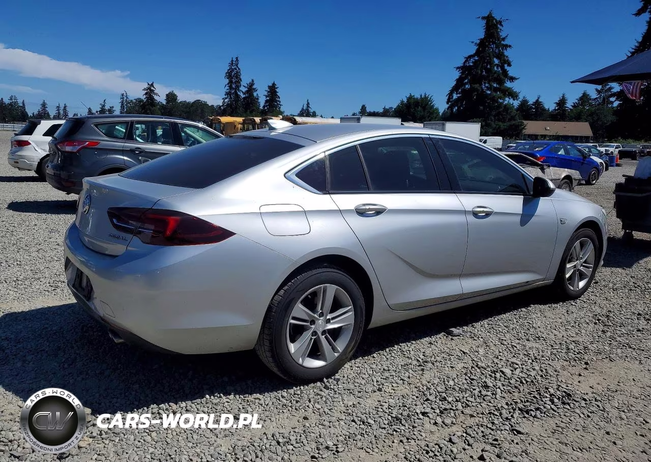 2018 Buick Regal Preferred VIN:W04GL6SX0J1108661 - 3